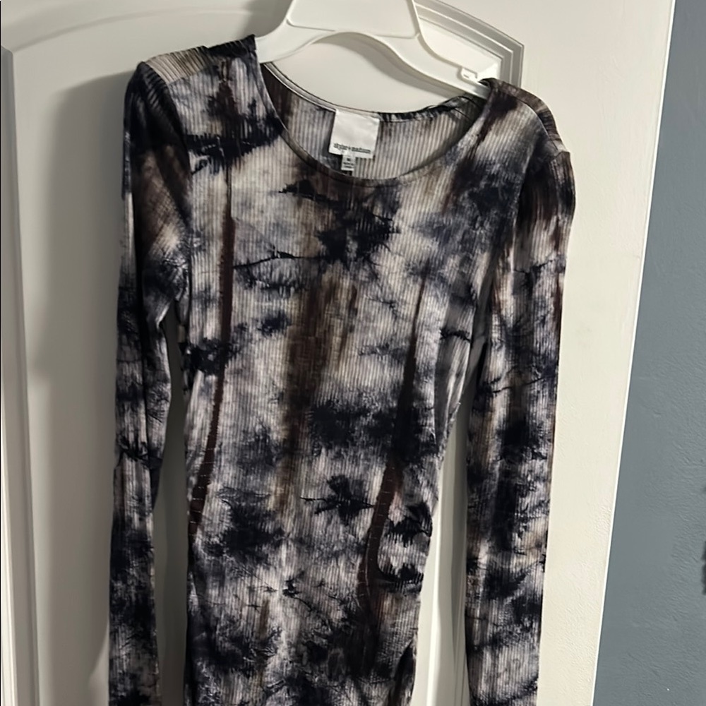 Tie-Dye Long Sleeve Dress